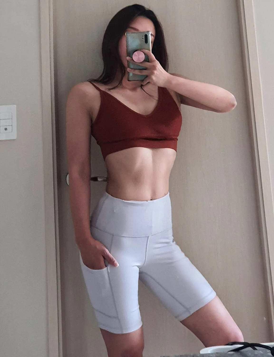 8" Side Pockets Yoga Shorts lightgray ins