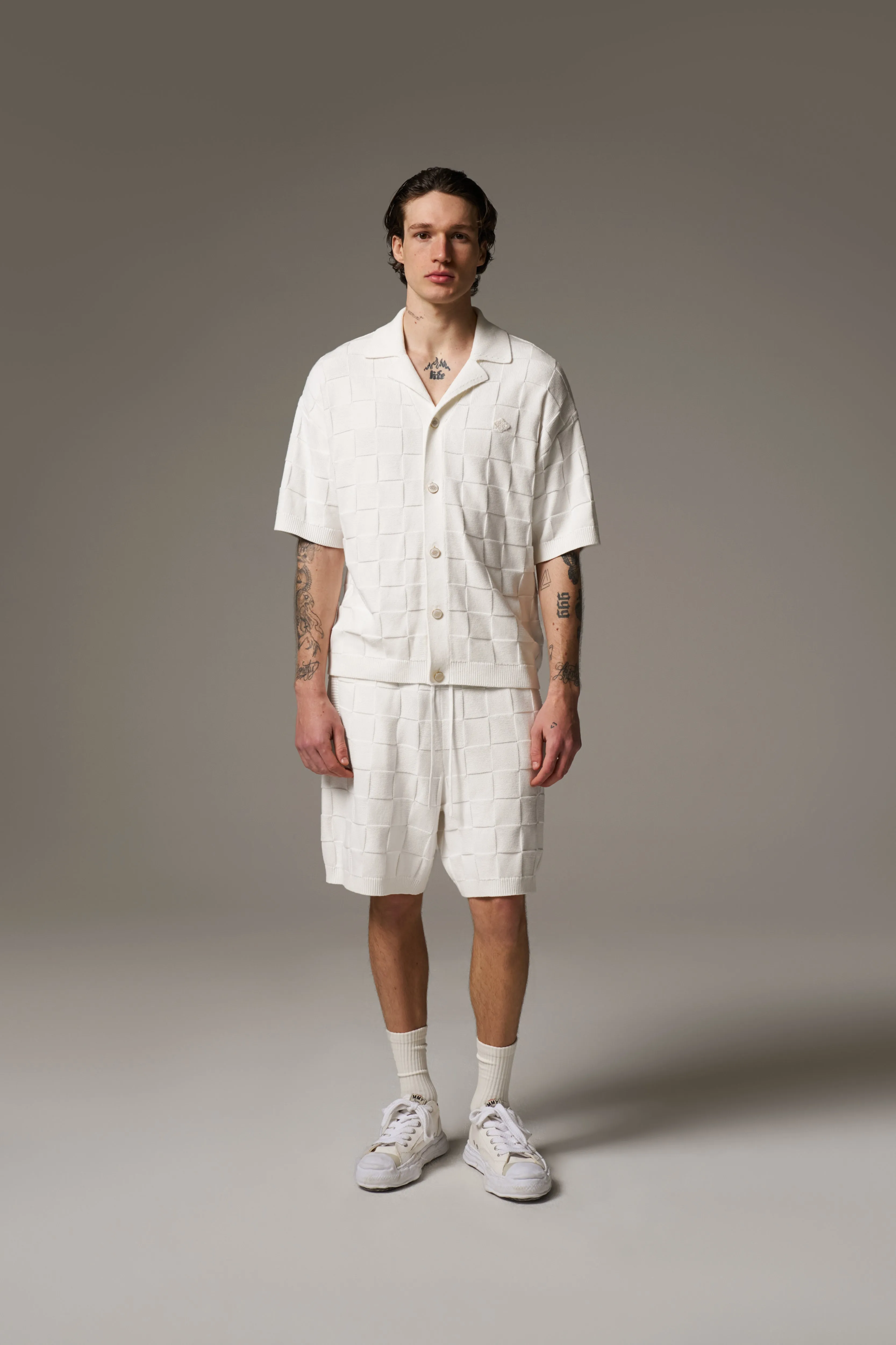 CHECKERBOARD KNITTED SHORT - OFF WHITE