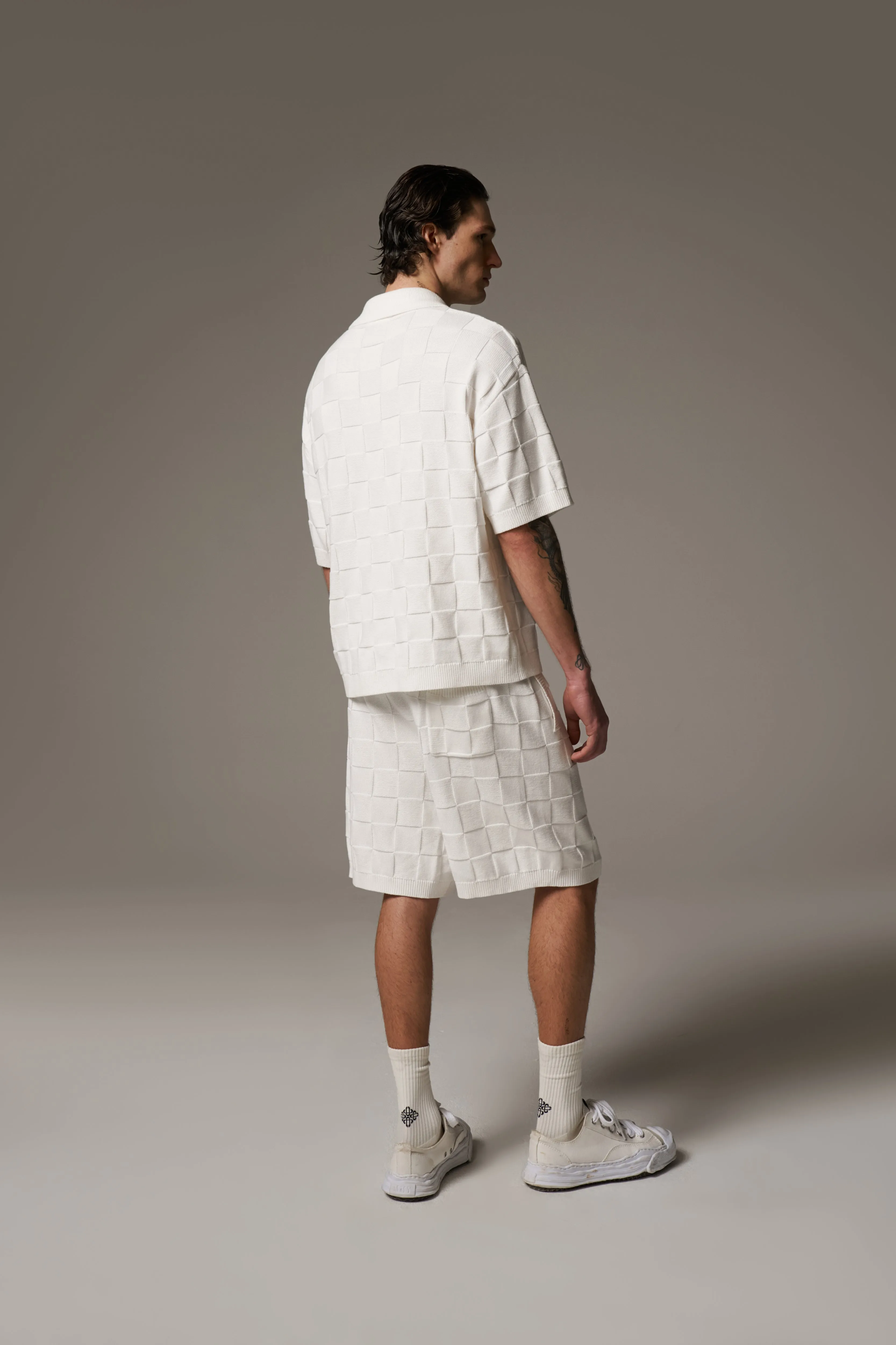 CHECKERBOARD KNITTED SHORT - OFF WHITE