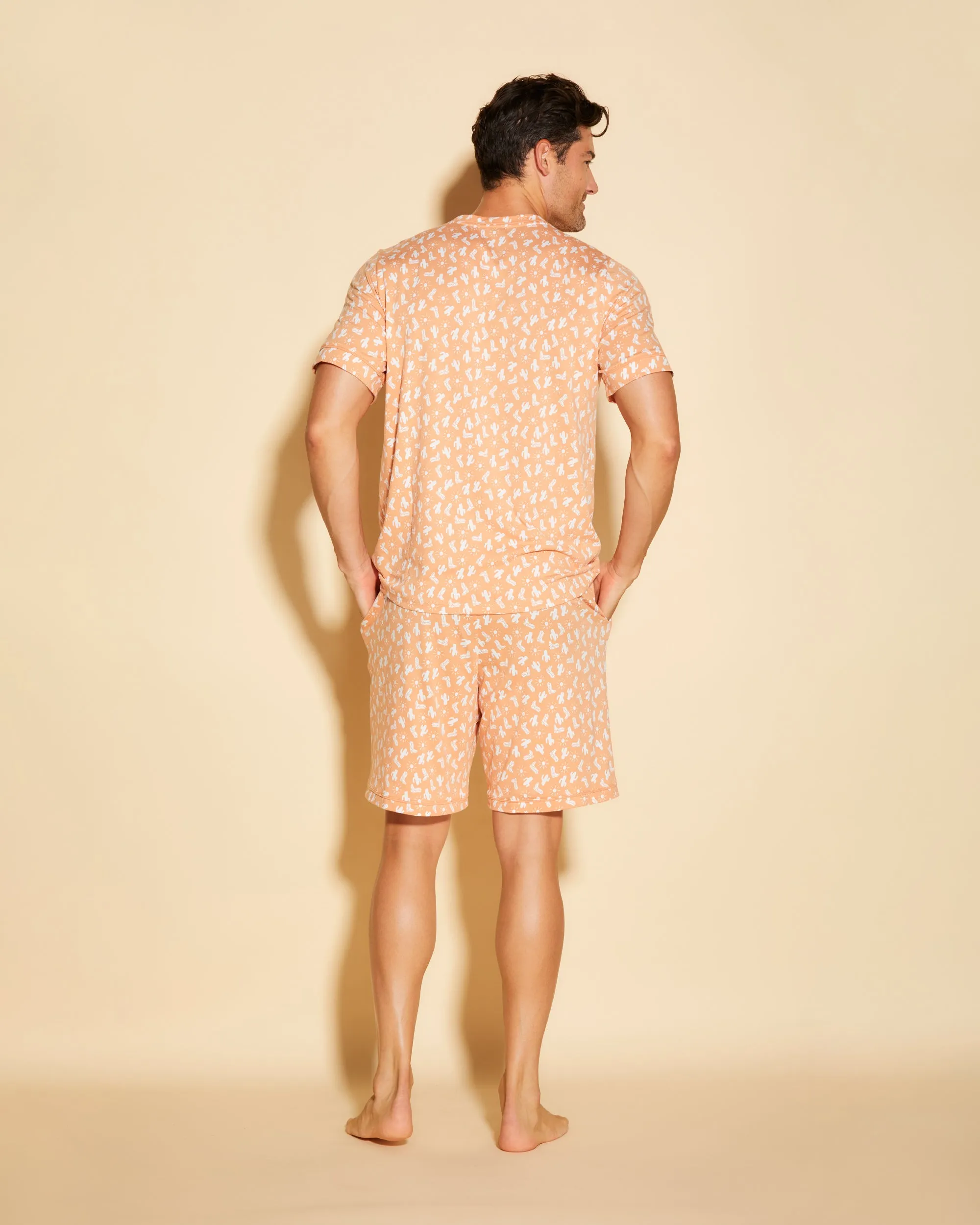 Conjunto Para Estar Por Casa Con Camiseta Y Pantalones Cortos