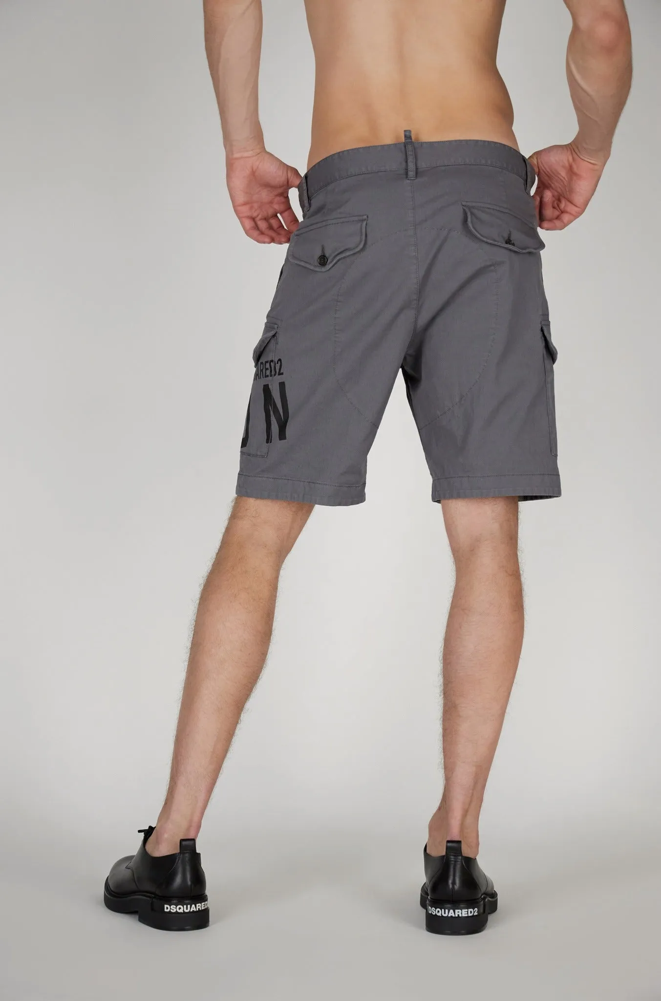 Dsquared2 Logo-Print Pocket Detailed Shorts