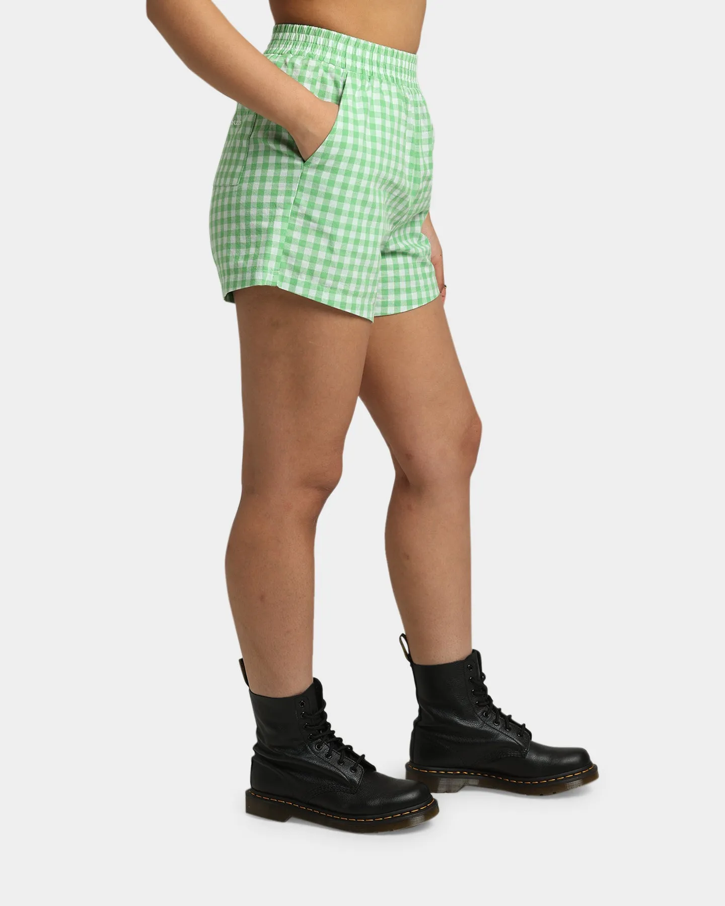 EN ES Women's Edge Shorts Gingham Aurora