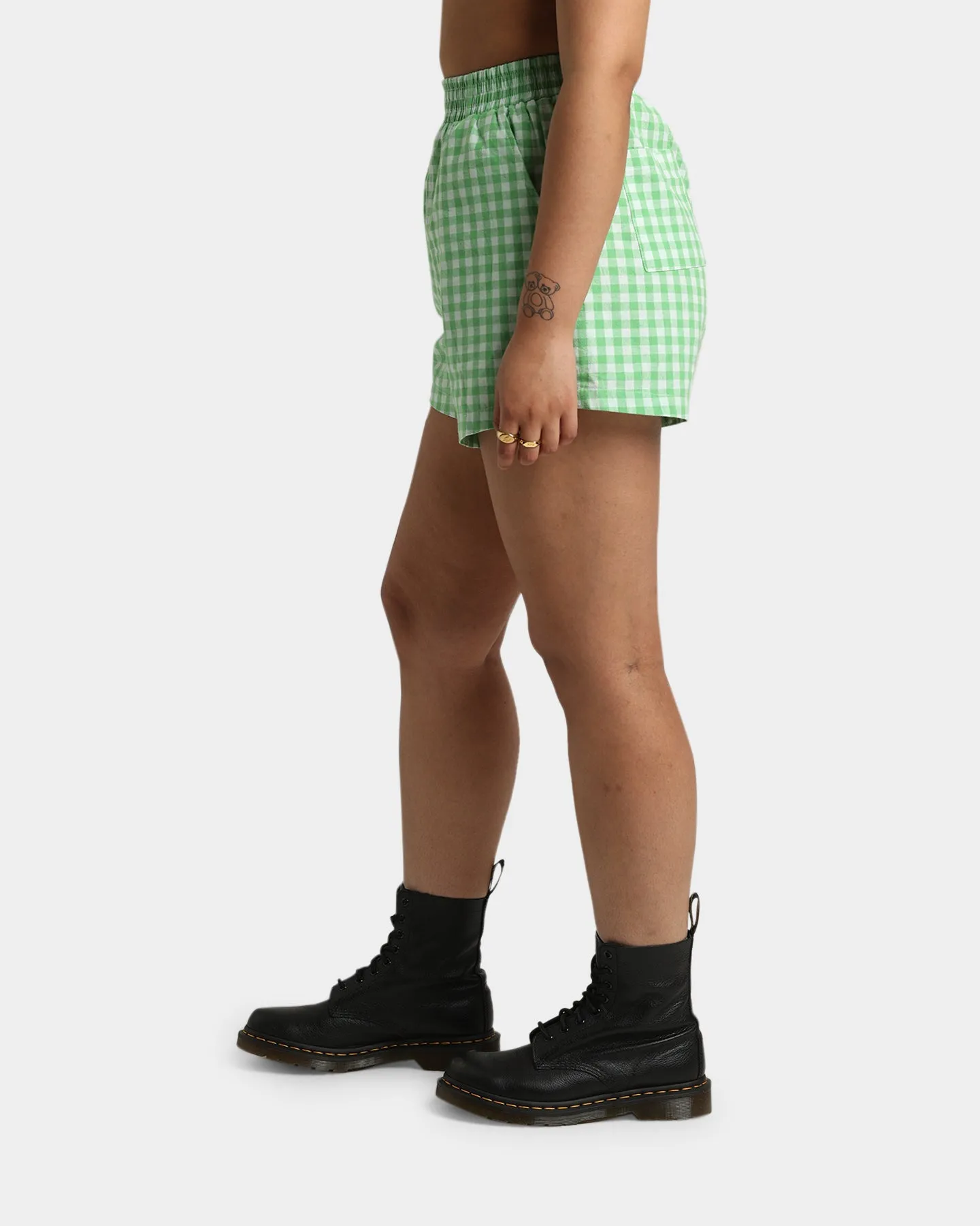 EN ES Women's Edge Shorts Gingham Aurora