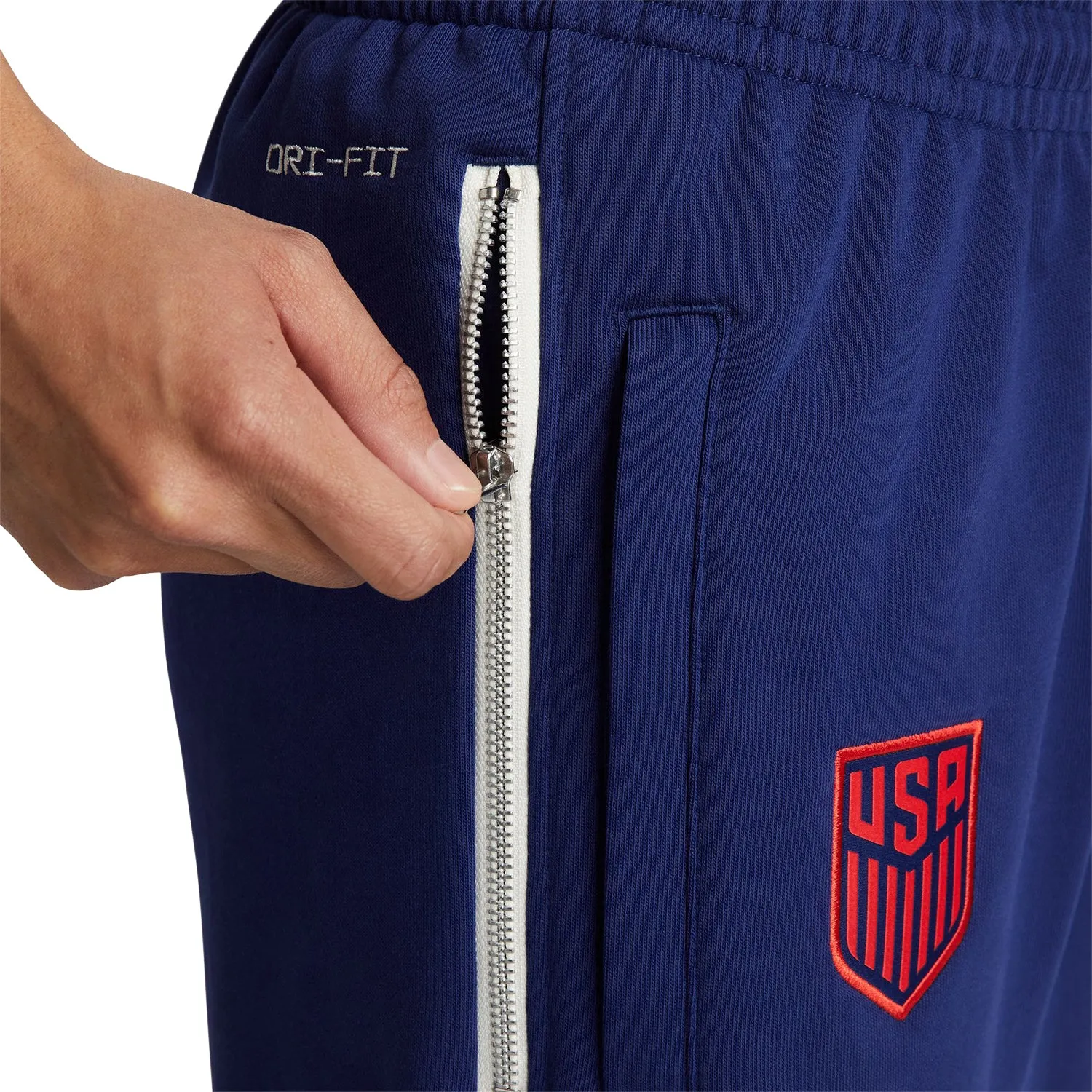 Men's Nike USA Standard Crest Blue Pants
