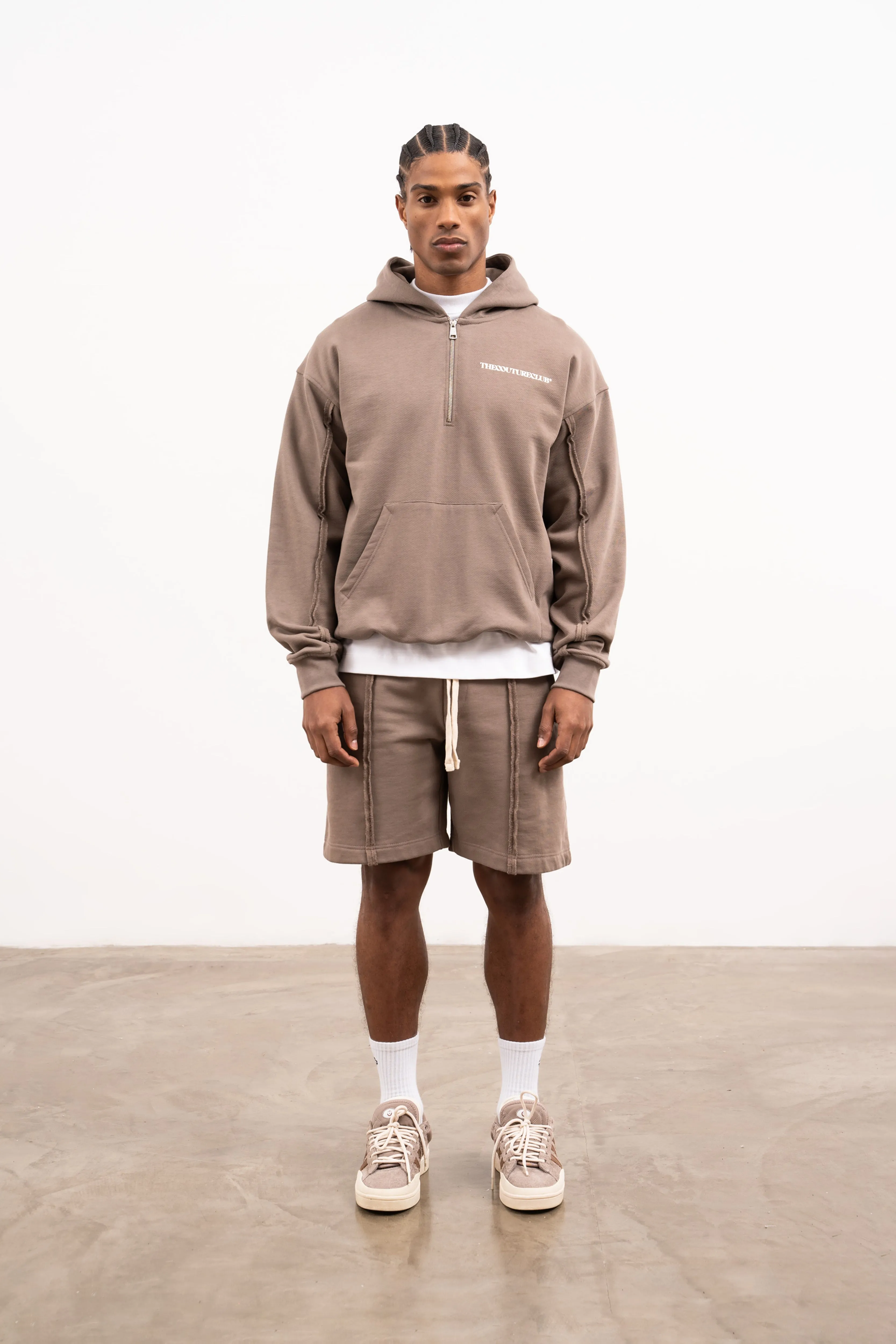 RAW SEAM SHORT - COFFEE