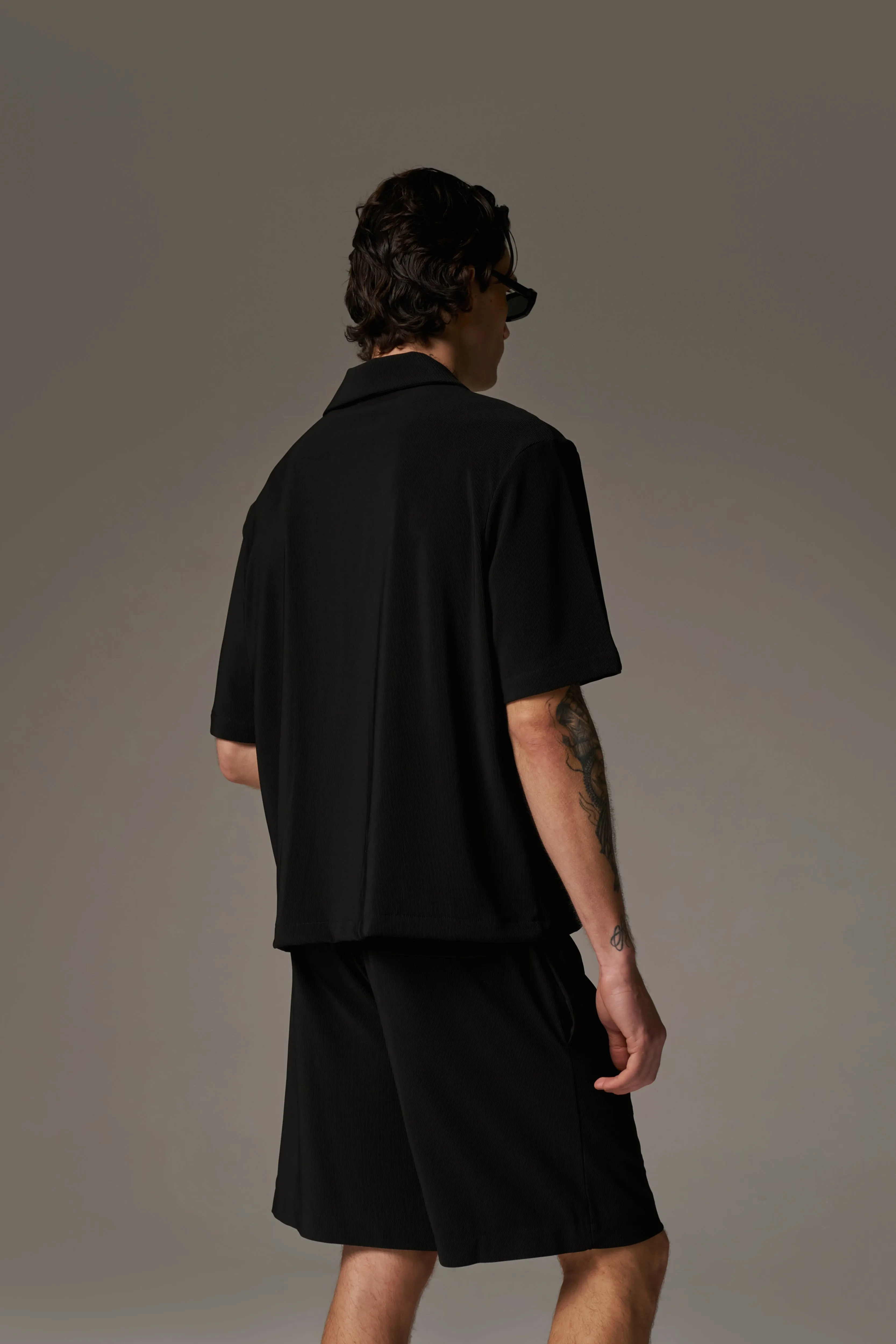 RIBBED SHORTS - BLACK
